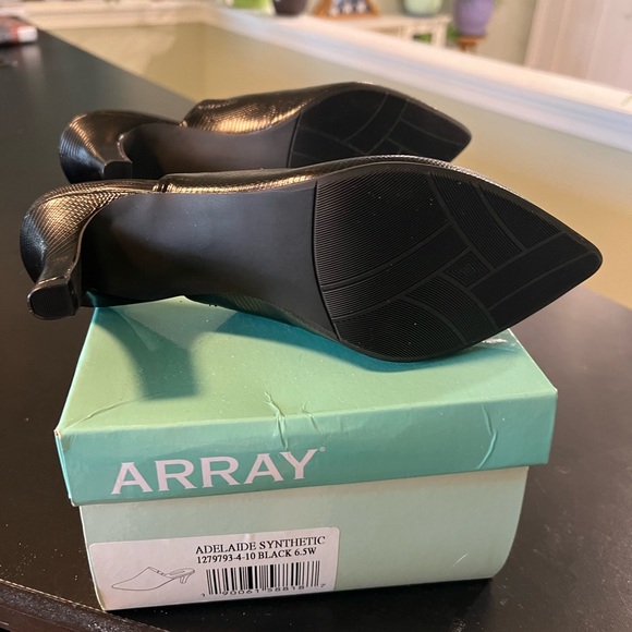 Array Black Mules Sleek Design - Picture 3 of 4